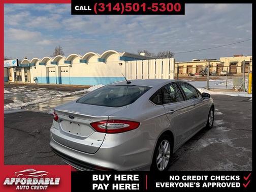 2015 Ford Fusion SE