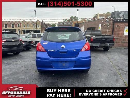 2012 Nissan Versa 1.8 SL