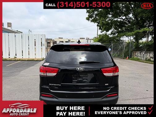 Ebony Black 2016 Kia Sorento LX