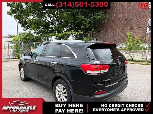 Ebony Black 2016 Kia Sorento LX