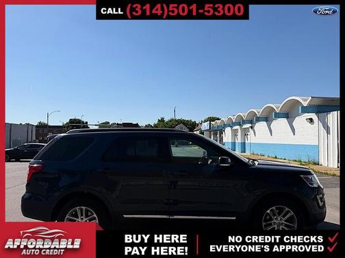Blue Jeans 2017 Ford Explorer XLT