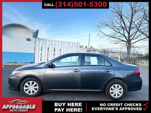 Magnetic Gray Metallic 2011 Toyota Corolla LE