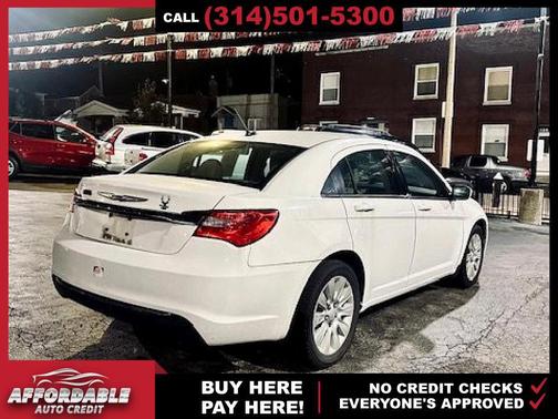 2012 Chrysler 200 LX