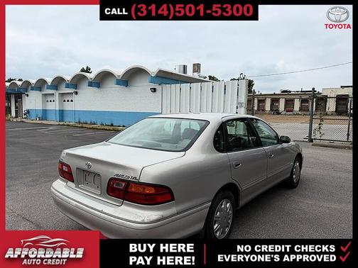 Vintage Rose Metallic 1998 Toyota Avalon XLS