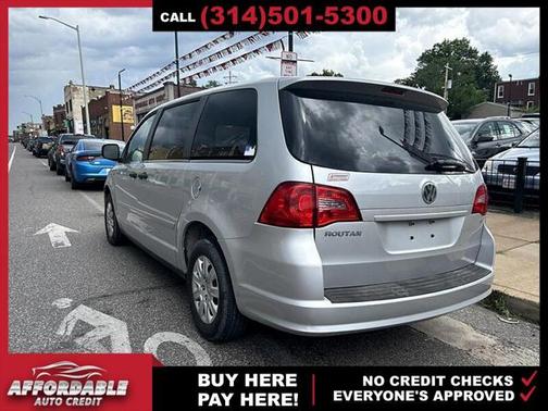 2009 Volkswagen Routan S