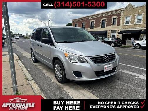 2009 Volkswagen Routan S
