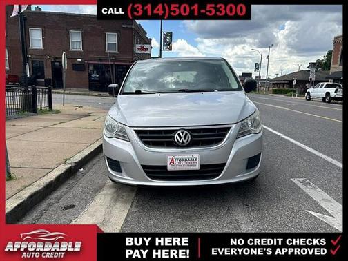 2009 Volkswagen Routan S