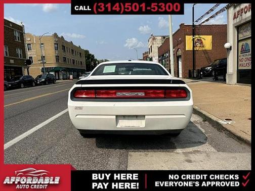 2009 Dodge Challenger SE