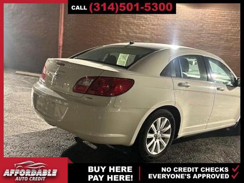 2010 Chrysler Sebring Base