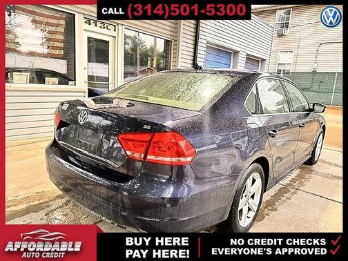 Night Blue Metallic 2013 Volkswagen Passat 2.5 SE