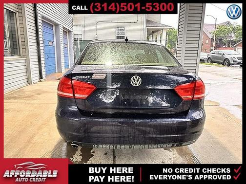 Night Blue Metallic 2013 Volkswagen Passat 2.5 SE