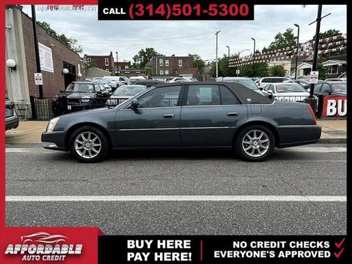 2011 Cadillac DTS Luxury Collection