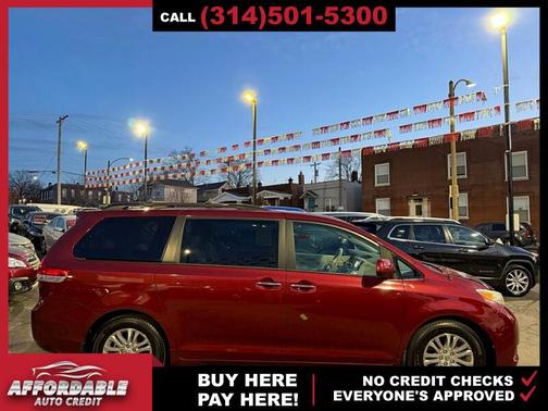 2014 Toyota Sienna XLE