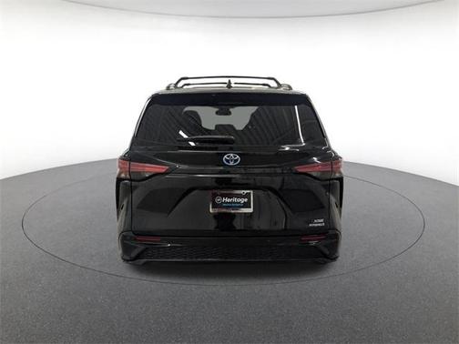 2022 Toyota Sienna XSE 7 Passenger