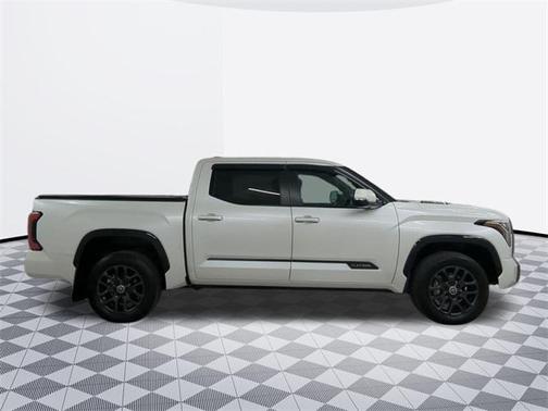 2024 Toyota Tundra Hybrid Platinum