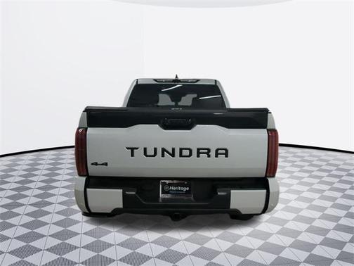 2024 Toyota Tundra Hybrid Platinum