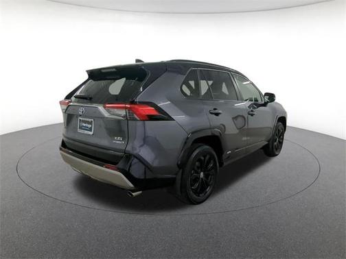2024 Toyota RAV4 Hybrid SE