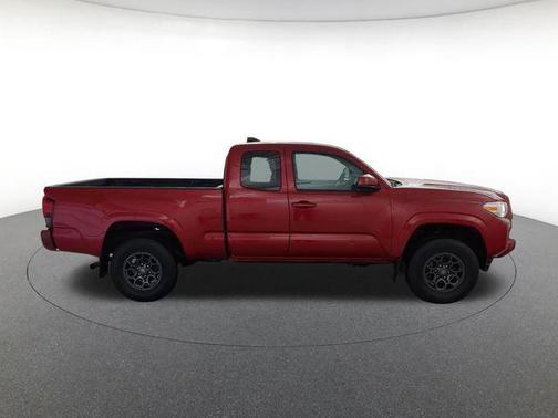 Barcelona Red Metallic 2022 Toyota Tacoma SR