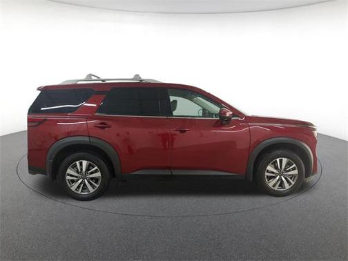 2024 Nissan Pathfinder SL 4WD