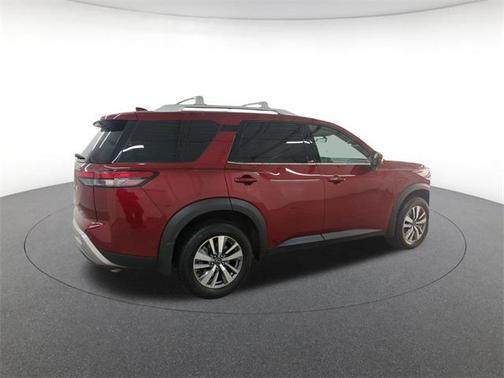 2024 Nissan Pathfinder SL 4WD