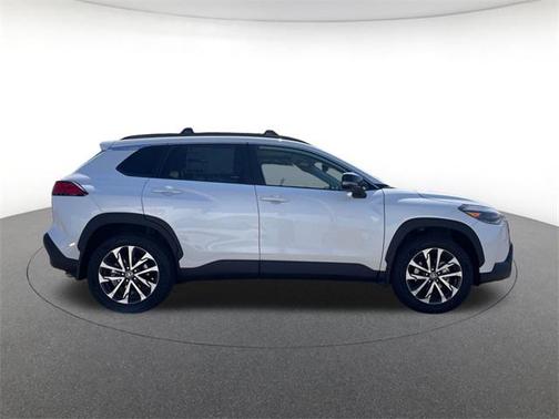 2025 Toyota Corolla Cross XLE