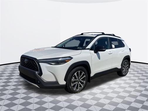 2025 Toyota Corolla Cross XLE