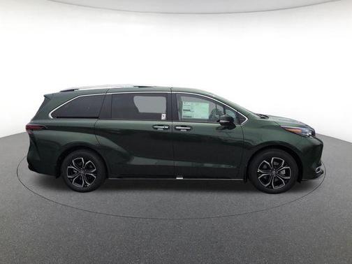 Cypress 2026 Toyota Sienna Platinum