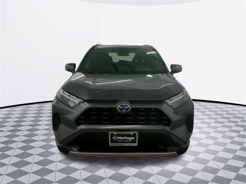 2022 Toyota RAV4 Hybrid SE