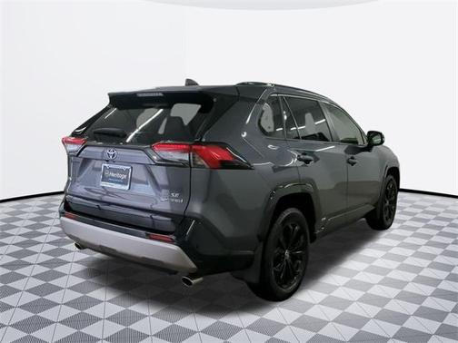 2022 Toyota RAV4 Hybrid SE