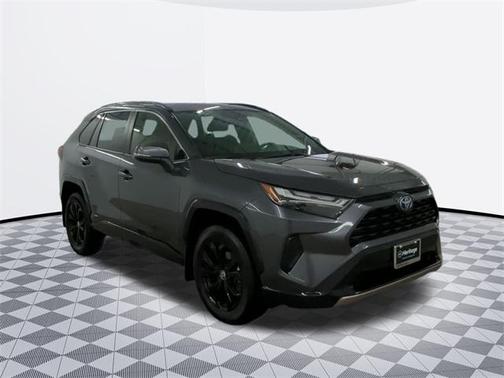 2022 Toyota RAV4 Hybrid SE