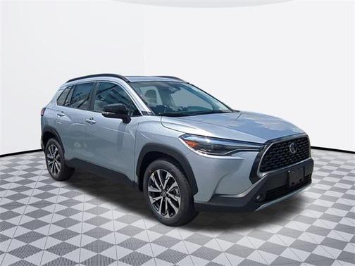 2025 Toyota Corolla Cross XLE