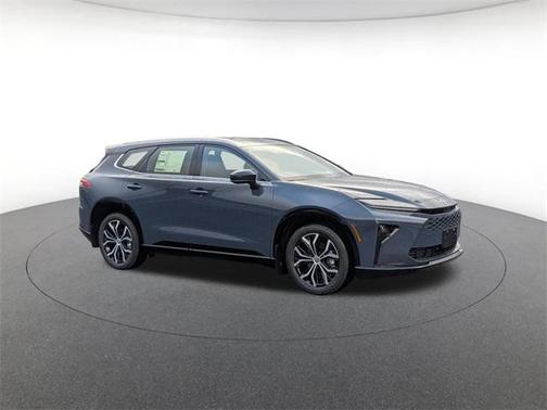 2025 Toyota Crown Signia XLE