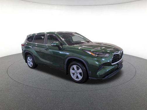 Cypress 2023 Toyota Highlander L