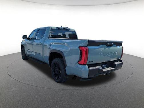 Lunar 2026 Toyota Tundra SR5