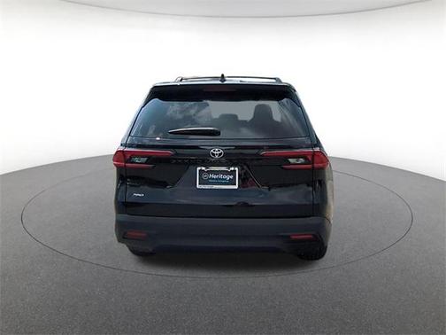 2025 Toyota Highlander LE