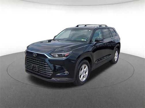 2025 Toyota Highlander LE
