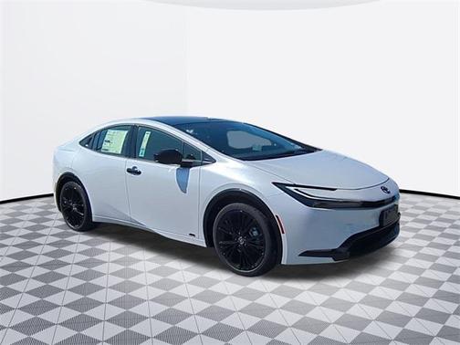 2025 Toyota Prius L