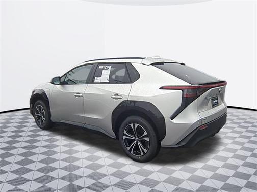 2025 Toyota bZ4X XLE
