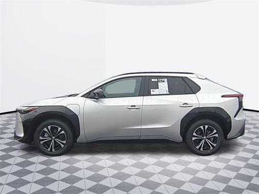 2025 Toyota bZ4X XLE