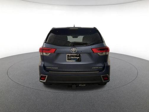 Shoreline Mist 2018 Toyota Highlander Limited