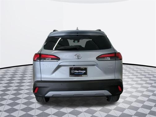 2024 Toyota Corolla Cross XLE
