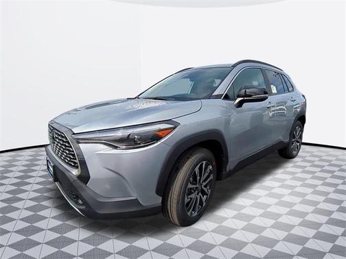 2025 Toyota Corolla Cross XLE