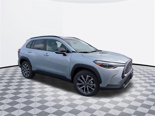 2025 Toyota Corolla Cross XLE