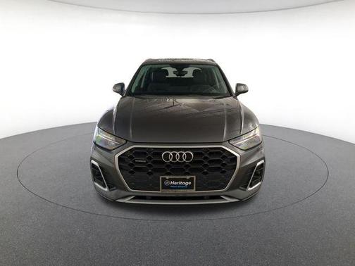 Daytona Gray Pearl Effect 2023 Audi Q5 45 S line Premium