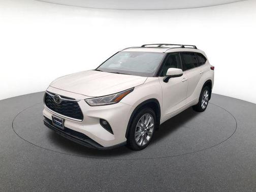 Blizzard Pearl 2021 Toyota Highlander Limited