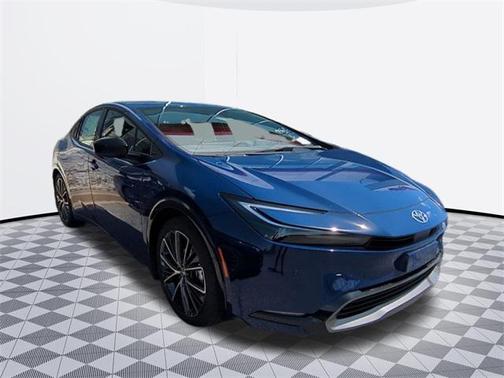 2025 Toyota Prius XLE