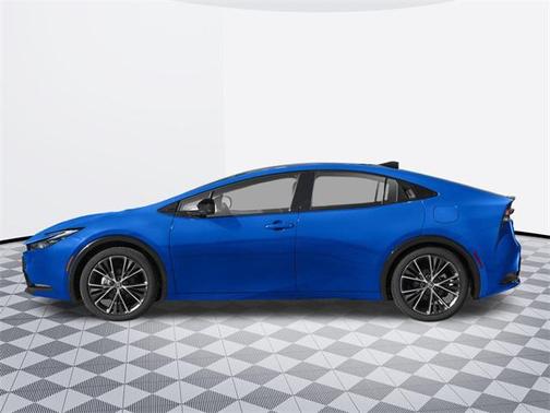 2025 Toyota Prius XLE