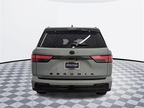 2024 Toyota Sequoia Platinum