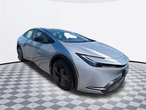 2025 Toyota Prius XLE