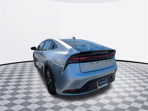 2025 Toyota Prius XLE